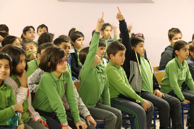 Beykoz'da öğrencilere geri dönüşüm eğitimi veriliyor