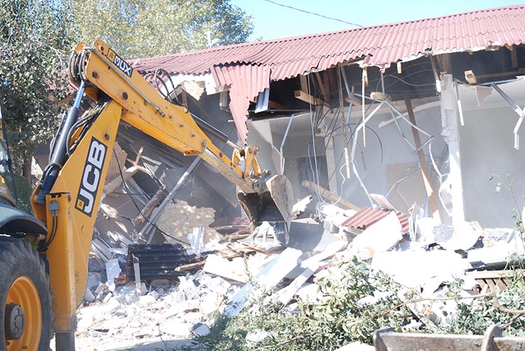 Beykoz’da kaçak yapı yıkım ihalesi iptal edildi