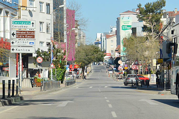 Beykoz’da tarihi günler, bomboş sokaklar