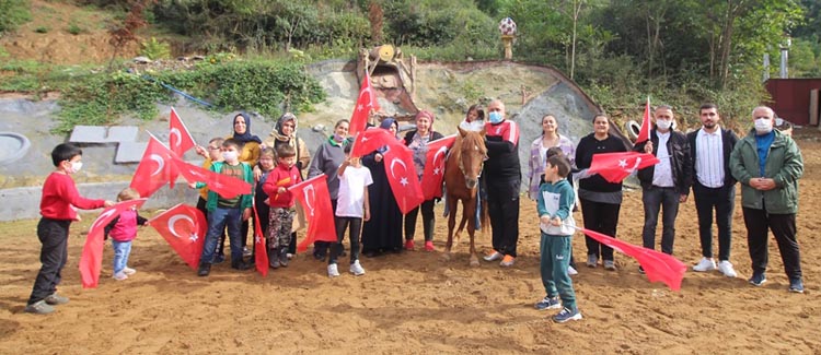 Beykoz'da down sendromlu çocukların 29 Ekim kutlaması
