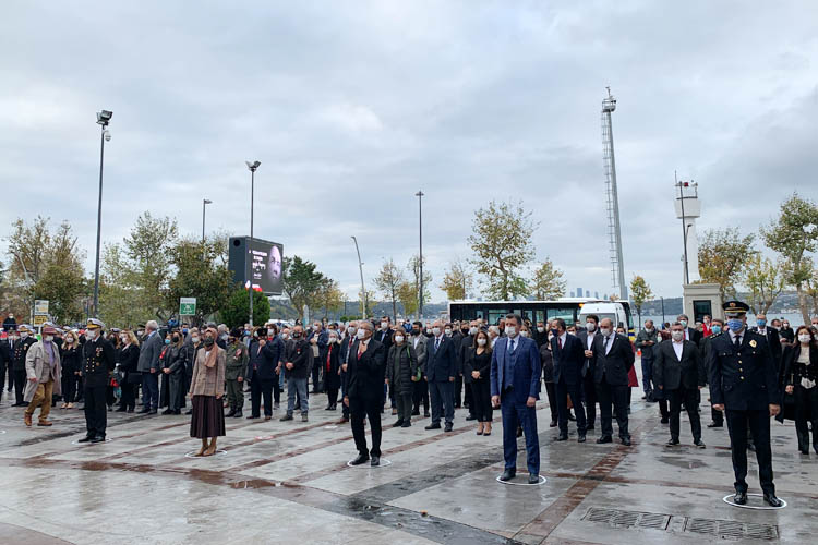 Beykoz'da hayat durdu, Ulu Önder Atatürk anıldı