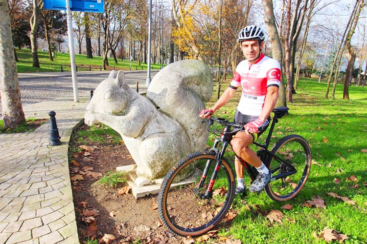 Beykoz’un dağ bisikleti şampiyonu dur, durak bilmiyor