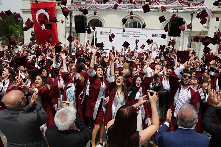 Cumhurbaşkanı Erdoğan'dan Beykoz'a rektör ataması