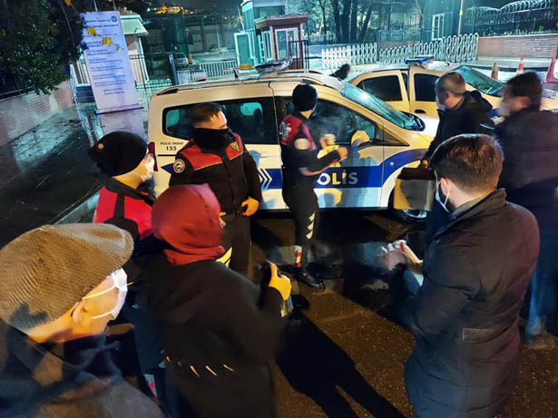 AK Parti Beykoz teşkilatından Türk polisine vefa