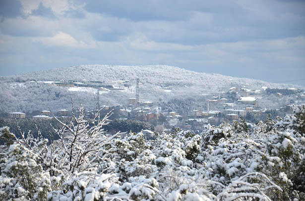 Beykoz'un yüksek kesimlerinden kar manzaraları