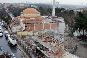 Beykoz Hasan Yavuz Camisine ait yapılar yıkıldı