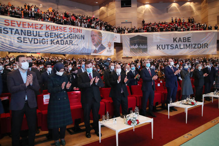 AK Parti Beykoz'daki tarihinde bir ilk yaşadı