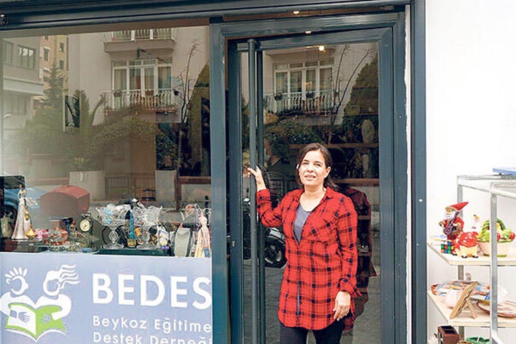 Bedeş Kadıköy'de İyilik Dükkanı Açtı
