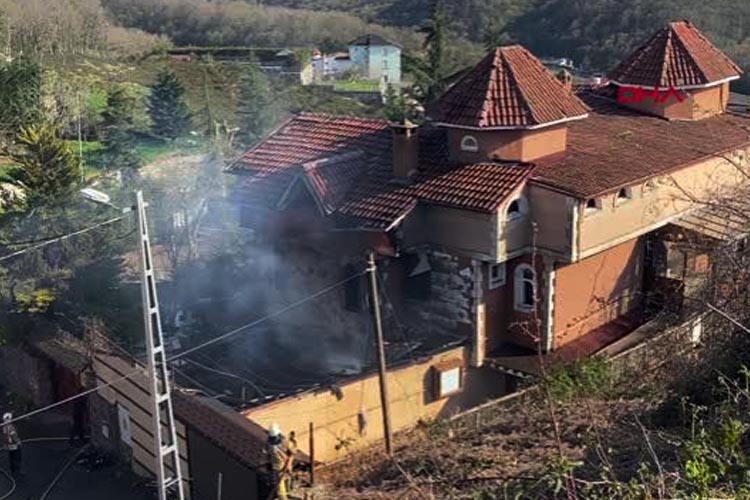 Beykoz Çavuşbaşı’nda villa yangını