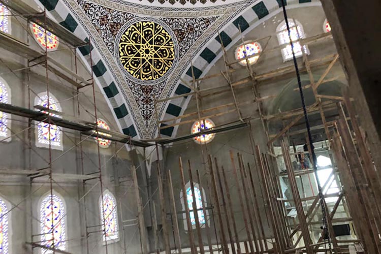 CHP’li vekiller Beykoz’da cami inşaatını inceledi