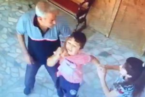 Beykoz'da Suriyelinin küçük çocuğu darp etmesi tepki çekti