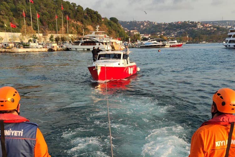 Beykoz’da içinde 6 kişi bulunan tekne kurtarıldı