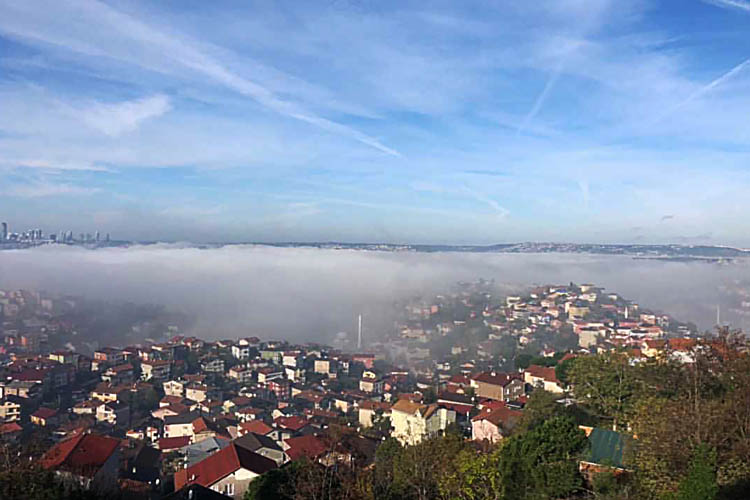 Beykoz'da yoğun sis etkili oluyor
