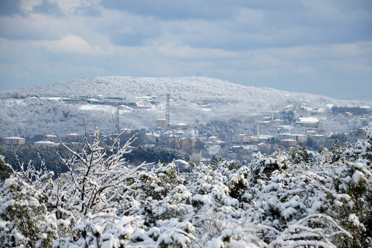 Beykoz’da kış günü kentsel dönüşüm mağduriyeti
