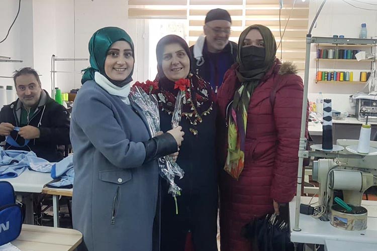 Beykoz’da emekçi kadınlara işyerlerinde ziyaret