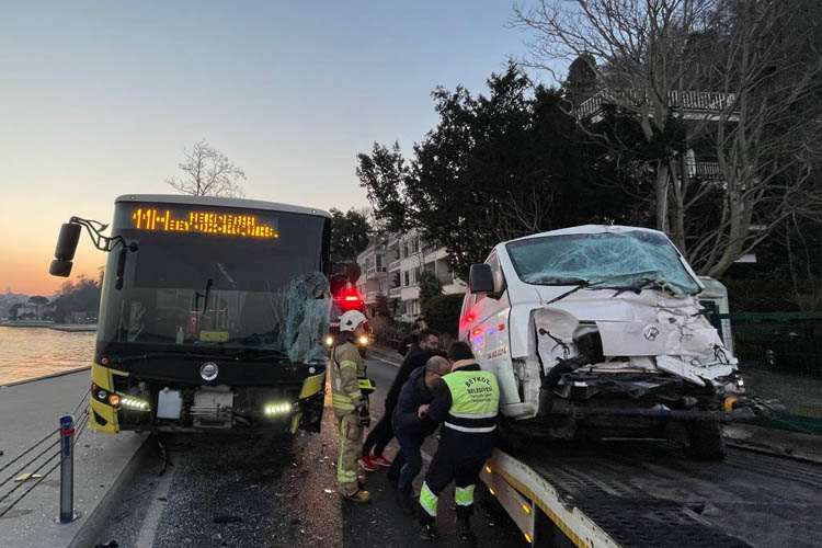 İETT otobüsü Beykoz'da kaza yaptı 3 yaralı