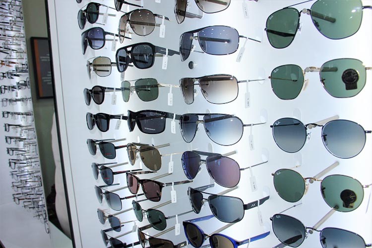 Beykoz’un yeni gözlük mağazası Hisar Optik açıldı
