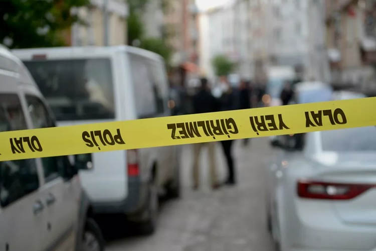 Beykoz Ortaçeşme'de 54 yaşındaki adam intihar etti