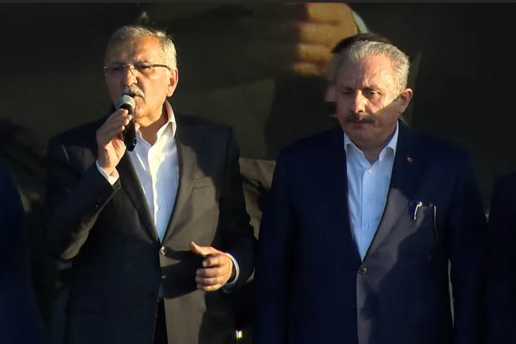 Beykoz Sahil açılışını TBMM Başkanı yaptı