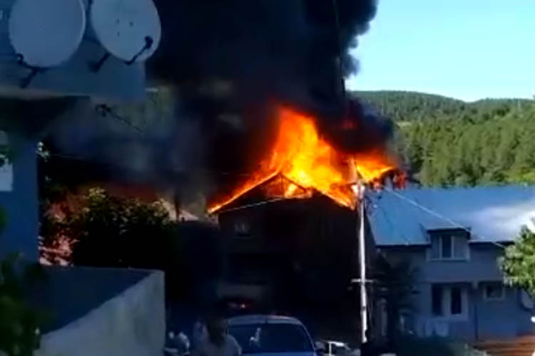 Beykoz'da bir günde ikinci yangın paniği