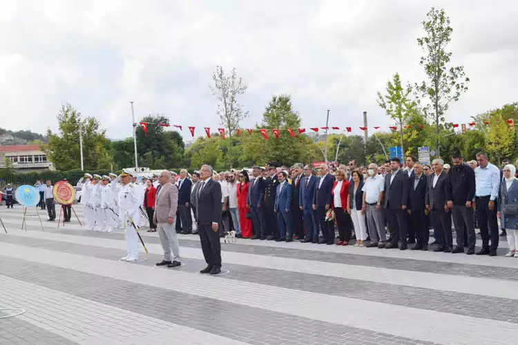 Beykoz'da sade 30 Ağustos Zafer Bayramı kutlaması