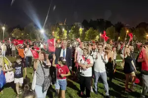 CHP Beykoz Teşkilatından vapurla zafer kutlaması