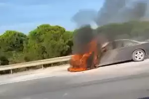 Beykoz'da otomobil yandı can kaybı yok