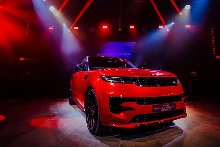Yeni Range Rover Sport, Beykoz'da görücüye çıktı
