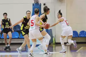 Beykoz Basketbol Takımı ilk yenilgisini Kadıköy’de aldı