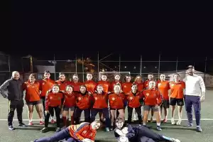 Rüzgarlıbahçe Kadın Futbol Takımı sezonu açıyor