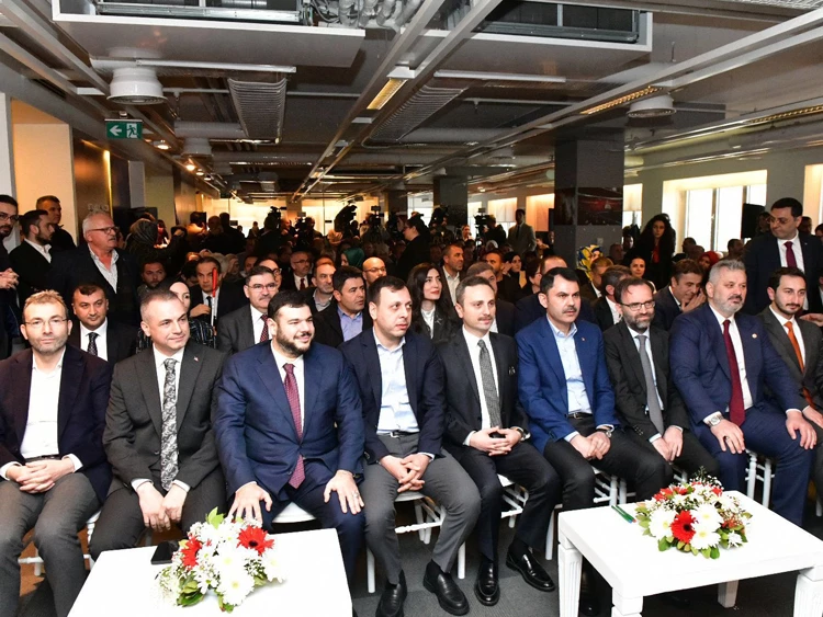 AK Parti İstanbul'un Beykoz'daki karargahı açıldı