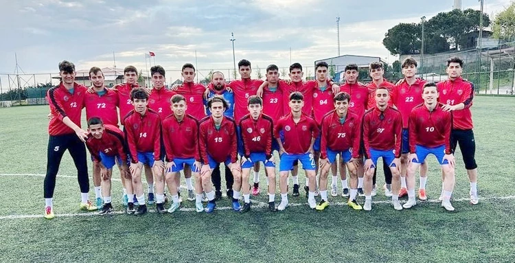 Beykoz Çavuşbaşı U18 Türkiye finallerine kalmayı başardı
