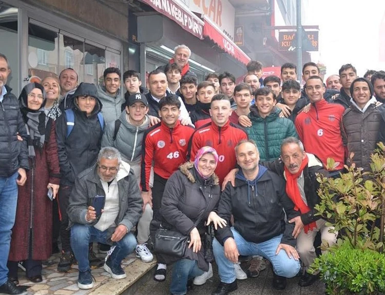 Beykoz Çavuşbaşı U18 Türkiye finallerine kalmayı başardı