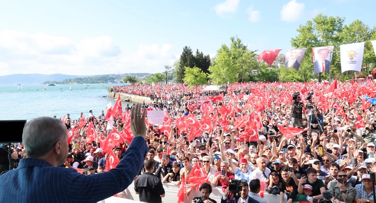 Erdoğan'ı Beykoz'da 70 bin kişi karşıladı