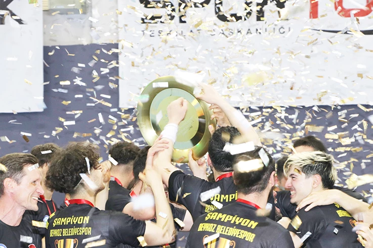 Beykoz Belediyespor Hentbol Süper Lig Şampiyonu oldu