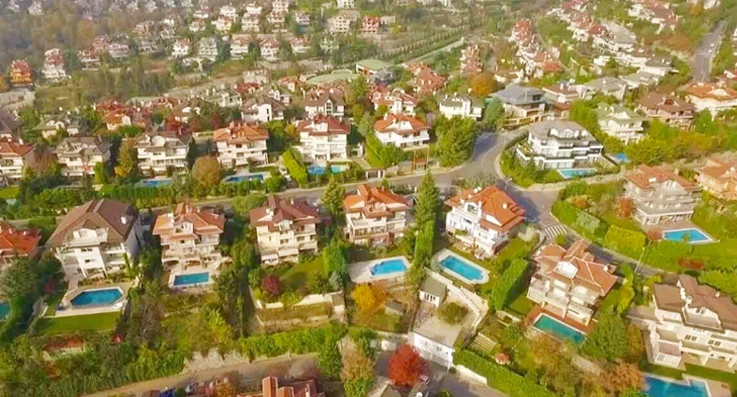 Beykoz’da 27 milyona icradan satılık villa