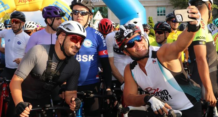 Beykoz'da hayatı durduran bisiklet yarışı