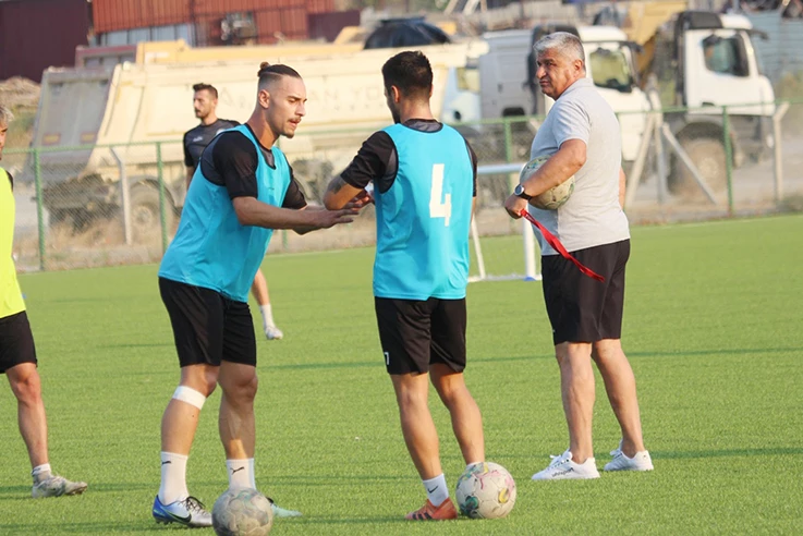 Beykoz’dan Ege sahalarına uzanan futbol aşkı