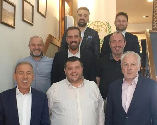 Beykoz'da eski belediye başkanları bir araya geldi