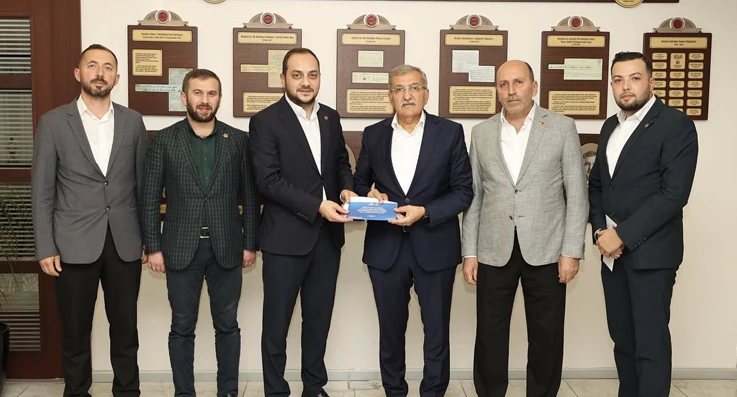 Saadet Partisi Beykoz Belediye Başkanını ziyaret etti