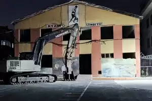Beykoz'da bir okul daha dayanıksızlıktan yıkılıyor