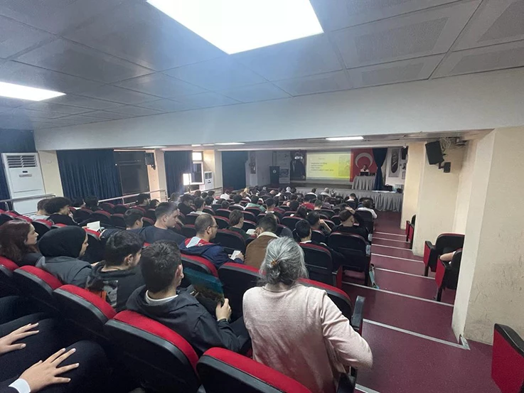 Beykoz’da teknoloji bağımlılığı semineri
