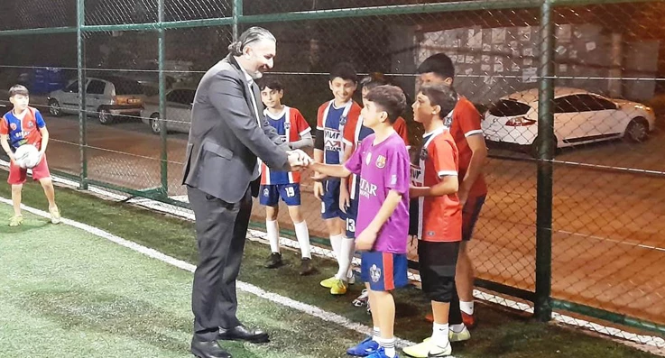 MHP Beykoz Yönetiminden spor kulüplerine destek ziyareti