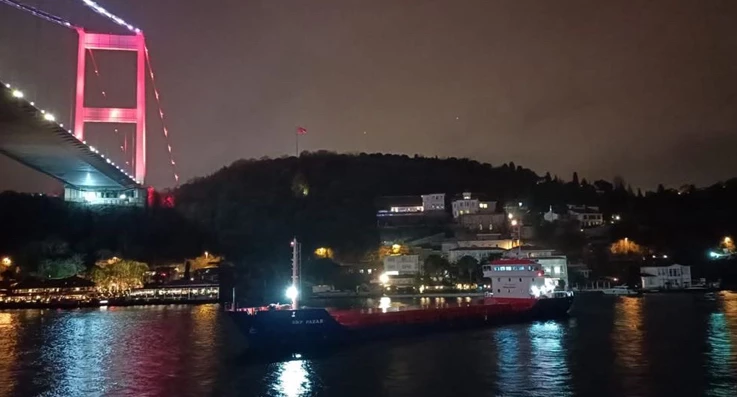 Beykoz'da arıza yaptı İstanbul Boğazı gemi trafiği askıya alındı