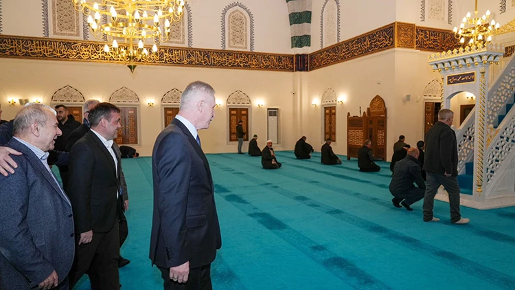 İstanbul Valisi Beykoz’da cami açılışı yaptı