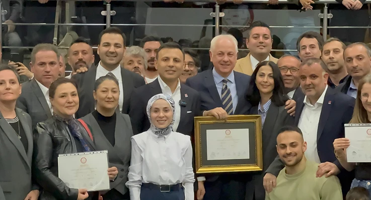 Beykoz Belediye Başkanı Köseler mazbatasını aldı