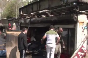 İncirköy'de çıkan yangında büfe zarar gördü