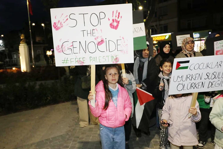 Beykoz’da Gazzeli çocuklar için sessiz yürüyüş