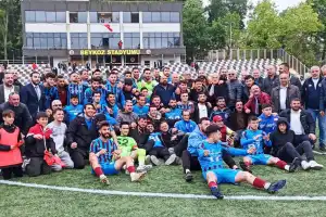 Beykoz Stadında şampiyon İshaklıspor
