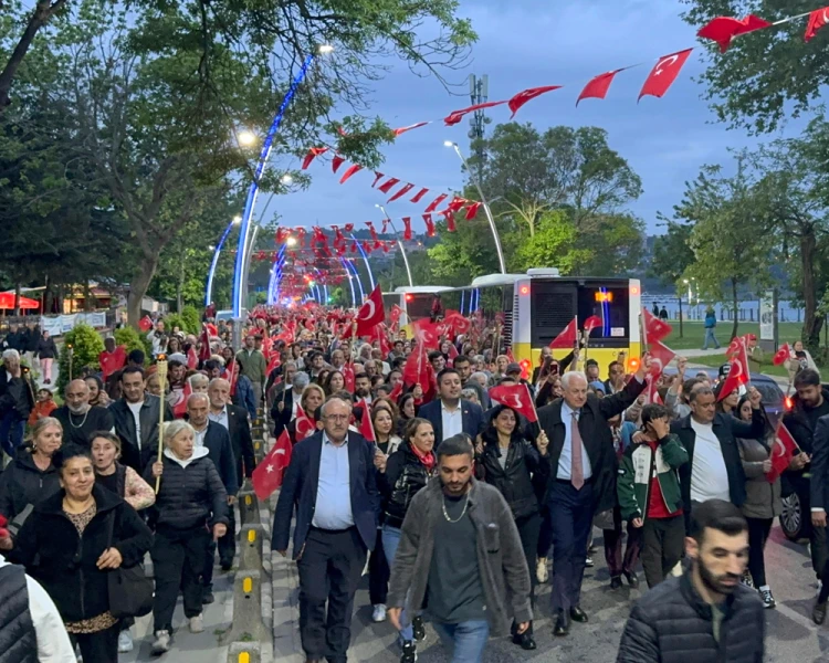Beykoz'da binler 19 Mayıs Gençlik Bayramı için yürüdü